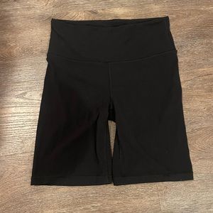 Athleta Ultra High Rise Elation 8” Short